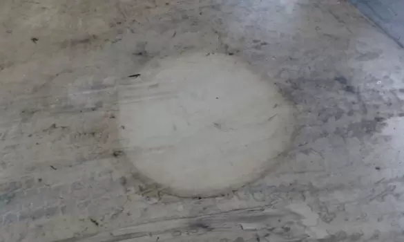 Чистка пола в цеху
